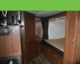 USED 2018 Jayco Featherlite 17' Travel Trailer