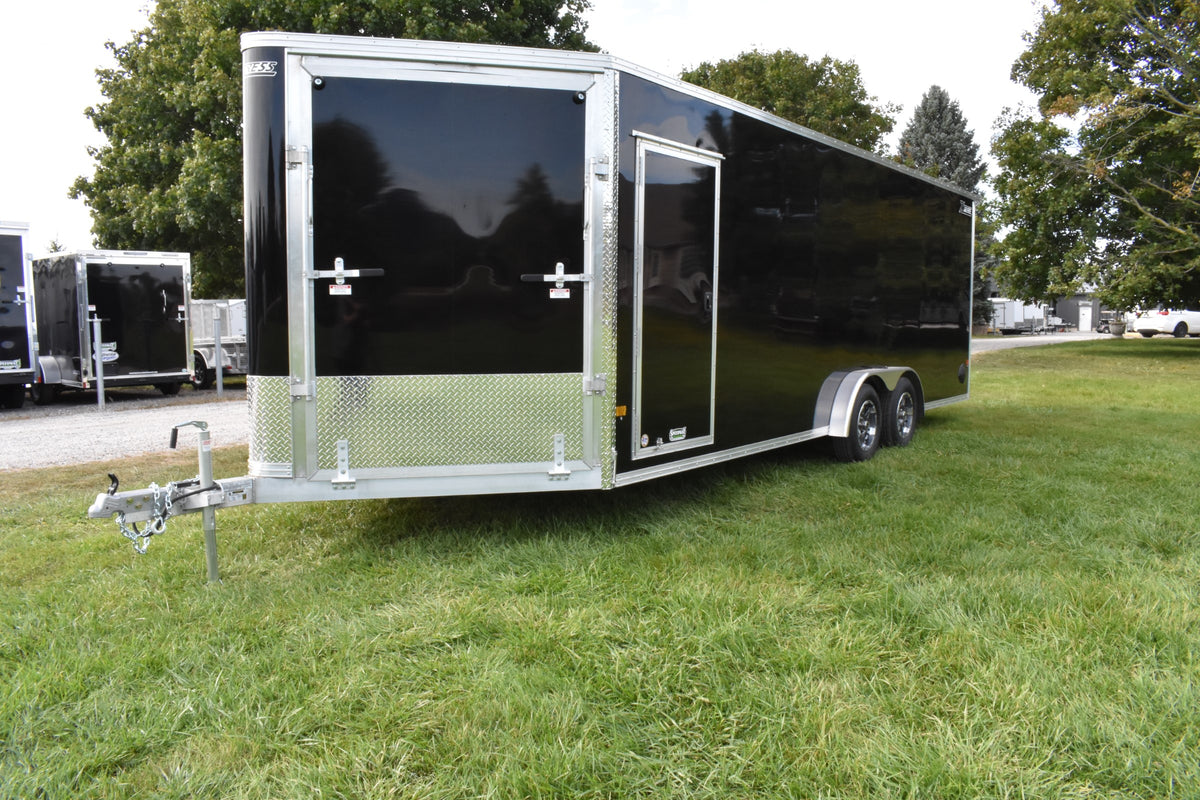 7.5' x 22' Alcom Xpress Tandem Axle Aluminum Enclosed Snowmobile Trail ...