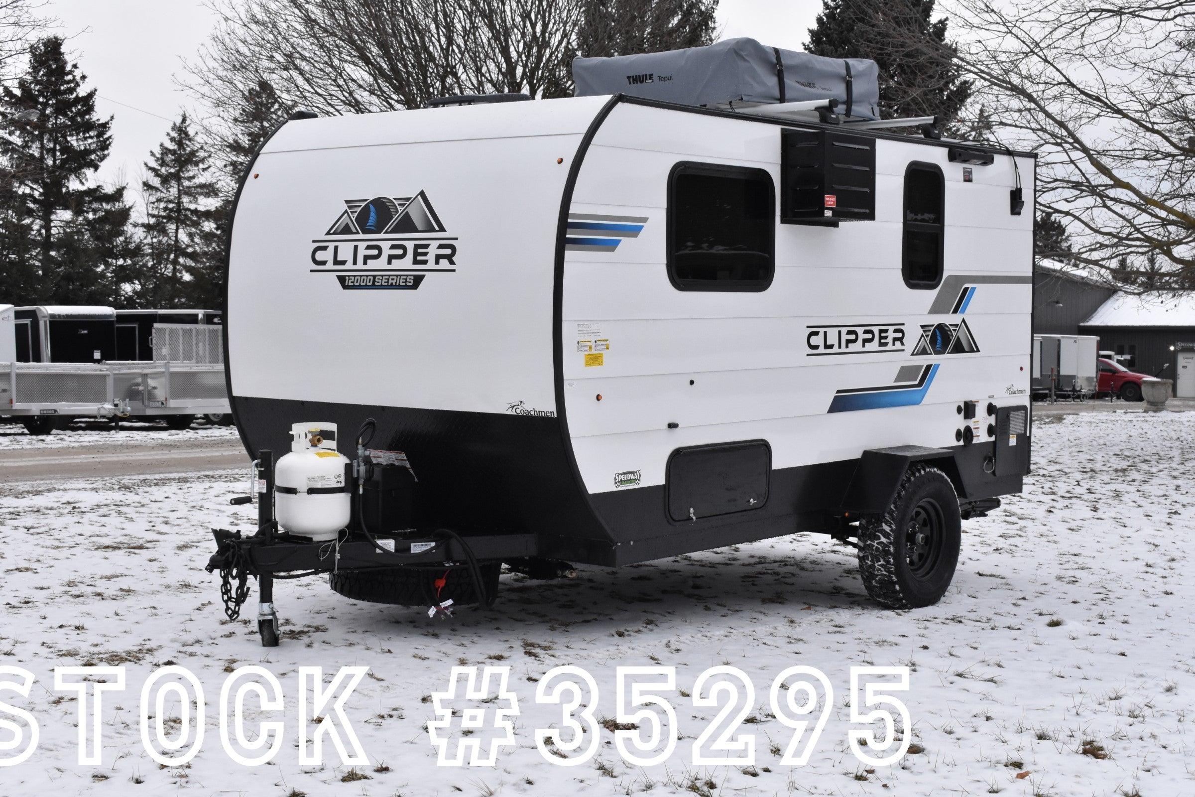 Camping-car tout-terrain Coachmen Clipper 12000ROK à essieu simple